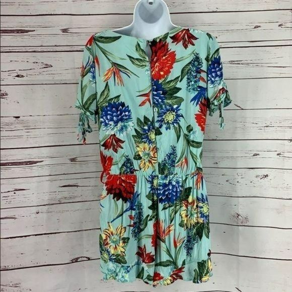 Umgee Woman's Teal Tropical Floral Printed Crossover Romper Short Size Small - Picture 3 of 8